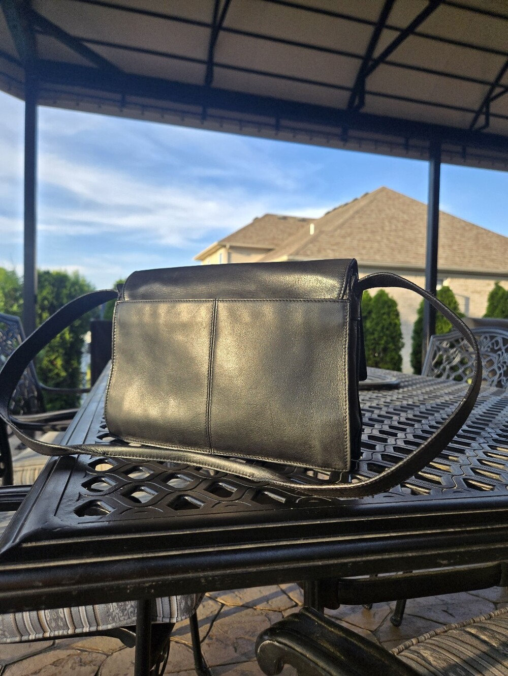 Vintage Liz Claiborne Black Leather Shoulder Bag - Picture 3 of 12